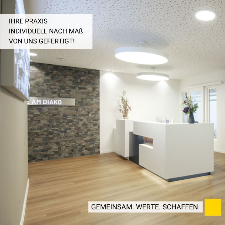 Praxisraum Eingang mit Theke